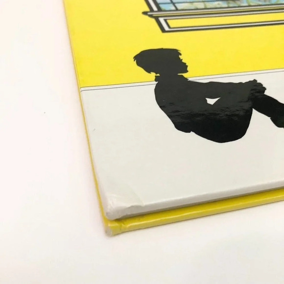 Vtg Peter Cottontails Surprise Greg Hildebrandt  Book - Picture 3 of 16